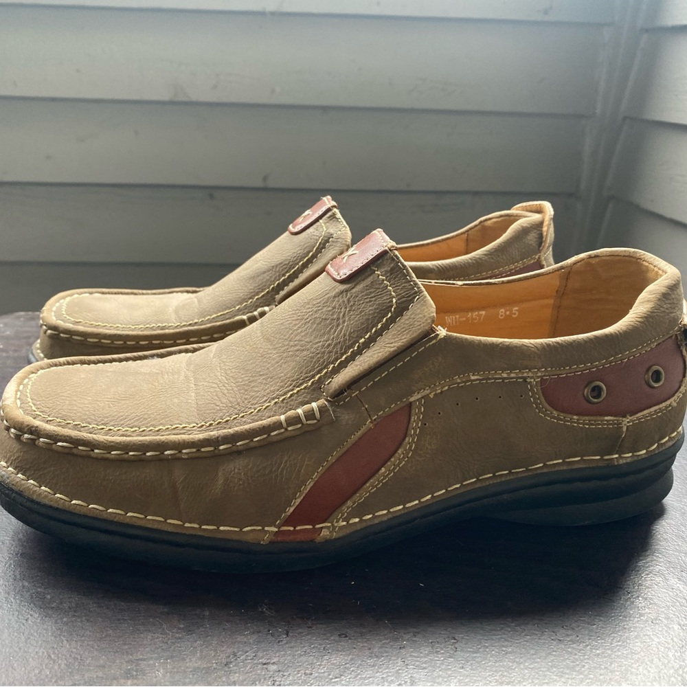 Rocus WH-157 Men’s Brown Tan Leather Slip On Shoes Size 8.5
